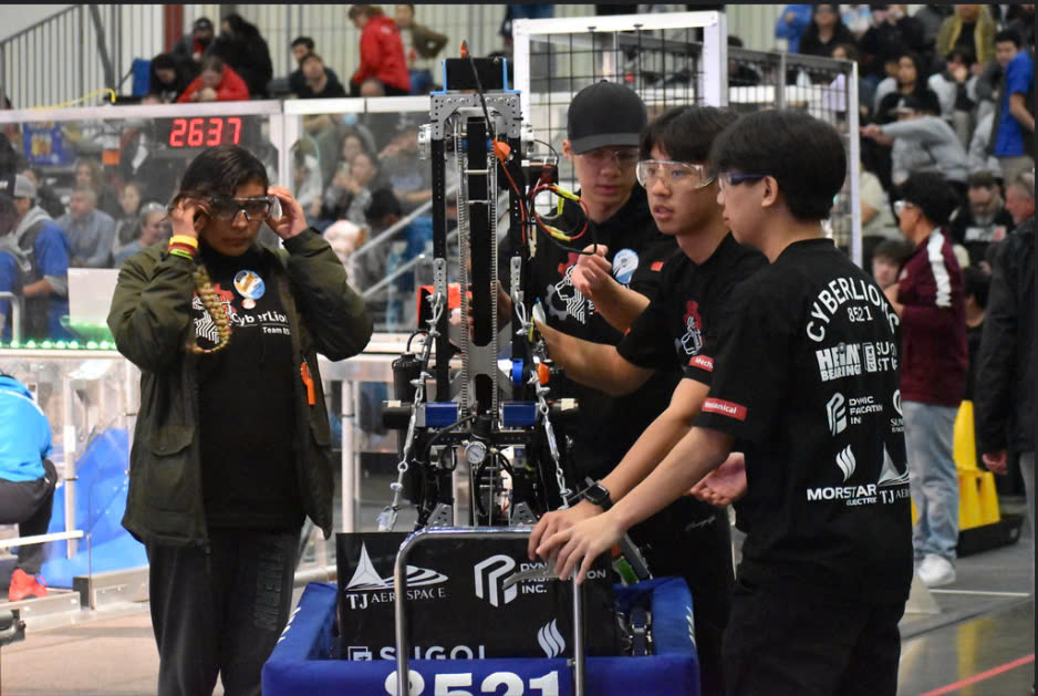 Cyberlions 8521 Morstar Support High School Robotic Team in Westminster, California (10)